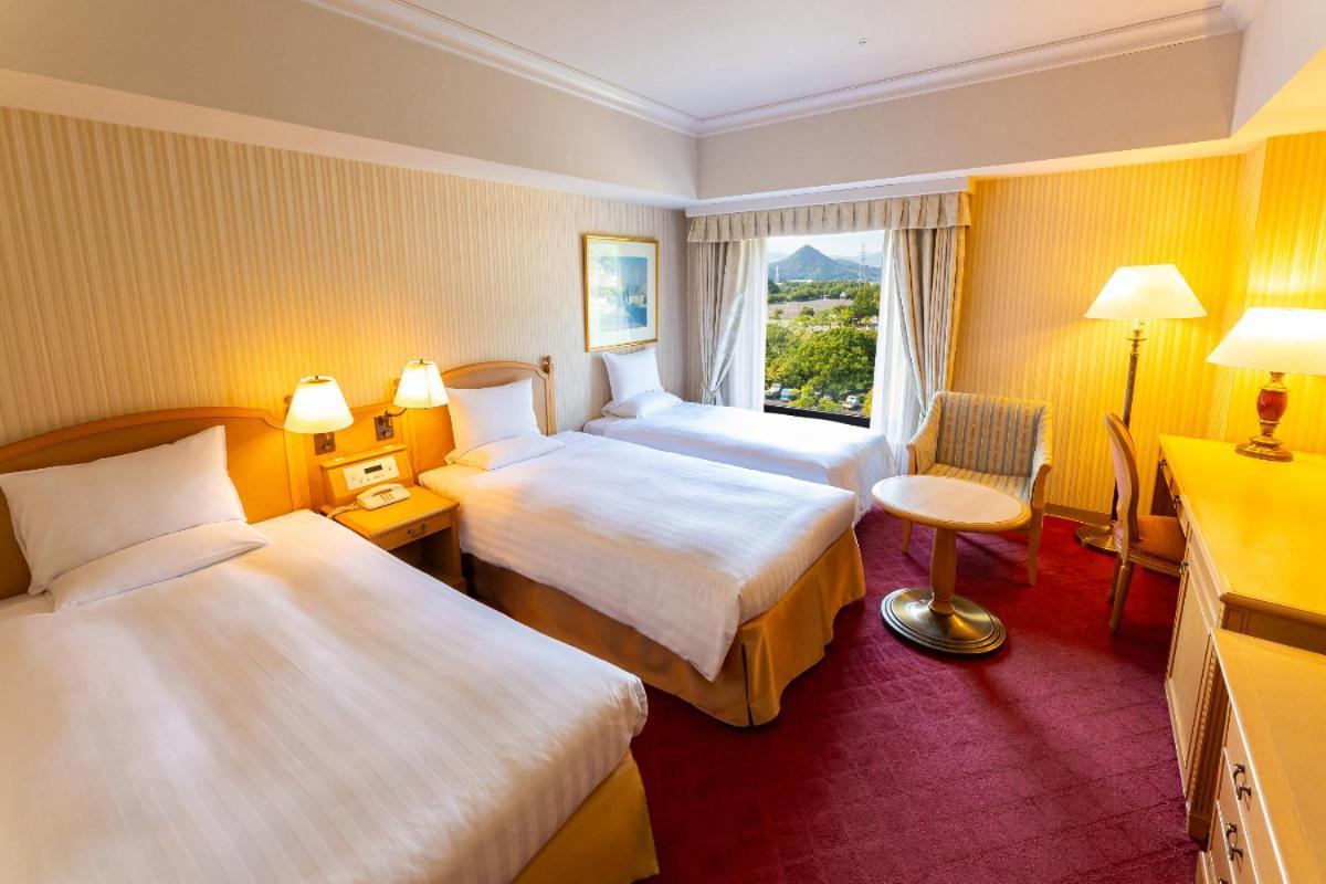 Hotel Okura JR Huis Ten Bosch Sasebo Eksteriør billede A room at the Killarney International Hotel